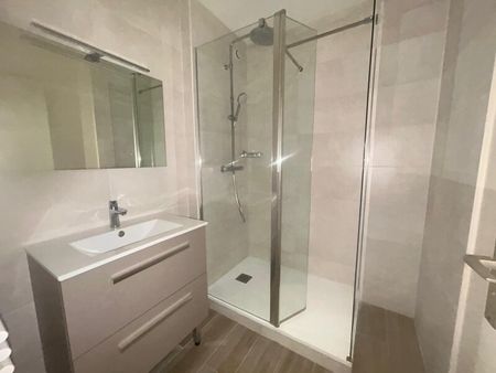 Location Appartement 2 pièces 46m² ORLEANS 45100 - Photo 5