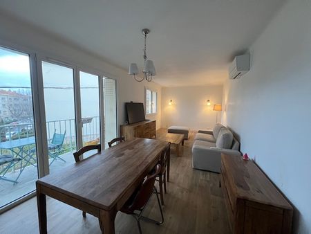 Location Appartement 4 pièces 79m² AIX EN PROVENCE 13100 - Photo 2