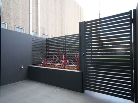 826B/824 Elizabeth Street Waterloo - Photo 4