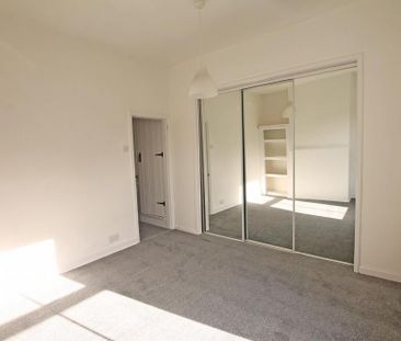 2 bedroom detached house to rent - Photo 4