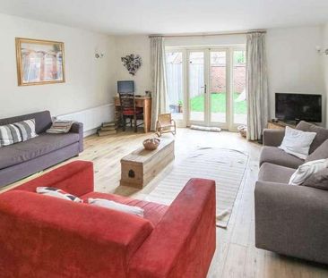 Forge Court, Aston Clinton, Buckinghamshire, HP22 - Photo 5