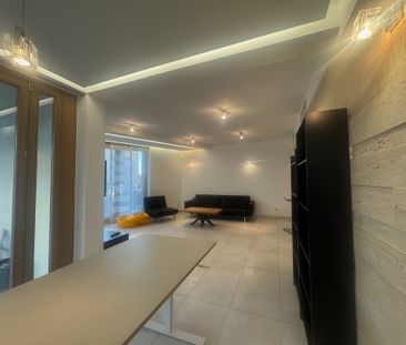 angel plaza - Photo 1