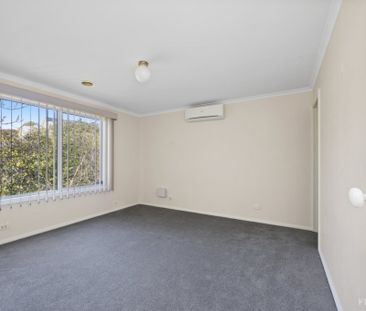 Great 2 Bedroom Townhouse - Photo 2