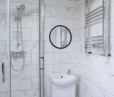 Ensuite rooms to Move in Instantly - - Photo 5