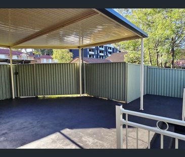 Perfectly Located 3-Bedroom Villa with huge backyard!!!! - Photo 6