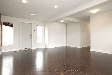 For Lease - 189 Maplehurst Avenue Unit# Mainfl, Toronto, Ontario - Photo 2