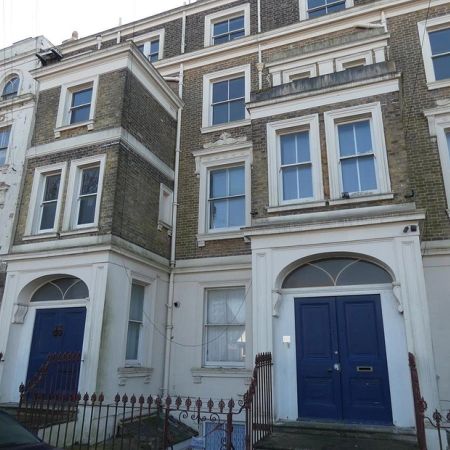 Westcliff Terrace Mansions, Pegwell Road, Ramsgate, CT11 0JD, Kent - Photo 3