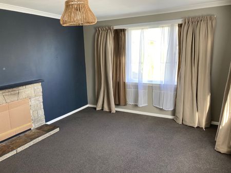 20 Bell Street, Tawa - Photo 5