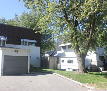 For Lease - 54 Gladstone Square Unit# LOWER, Brampton, Ontario - Photo 4