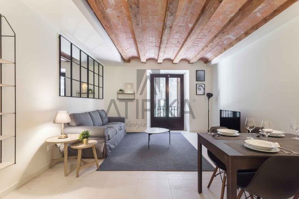 Piso en alquiler temporal con 2 suites completamente amueblado junto al Port Vell, Barcelona - Photo 1
