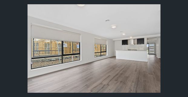 Stylish home in ideal location - Photo 1