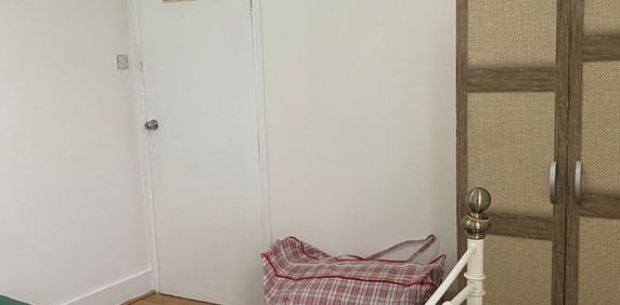Room in a Shared House, Hoe Street, E17 - Photo 2