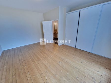 Apartment - Photo 2
