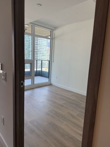 For Lease - 1 Concord CityPlace Way Unit# 702, Toronto, Ontario - Photo 5