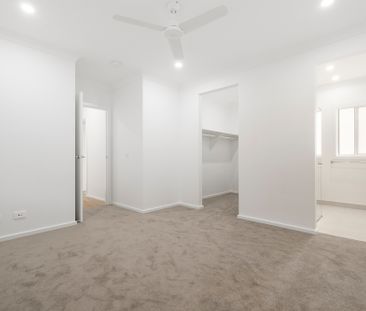 17 Avondale Circuit, Deebing Heights QLD 4306 - House For Rent | Do... - Photo 3