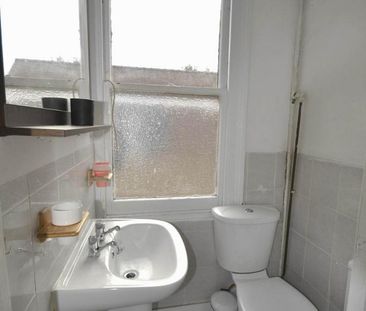 Studio to rent - Photo 6