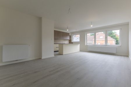 Appartement te huur in Sint-Agatha-Berchem - Foto 2