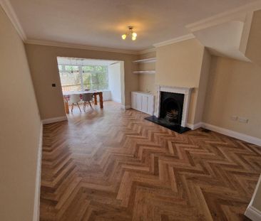 5 bedroom semi-detached house to rent - Photo 4