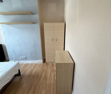 Room in a Shared House, Ranelagh Road, N17 - Photo 4
