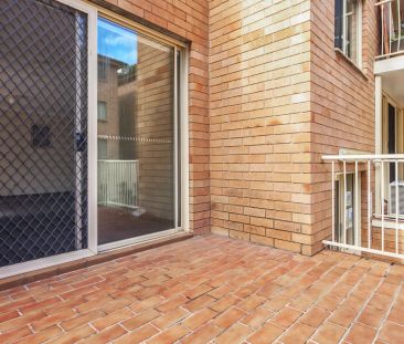 Impressive Two Bedroom Apartment For Lease In Sought After Location - Photo 6