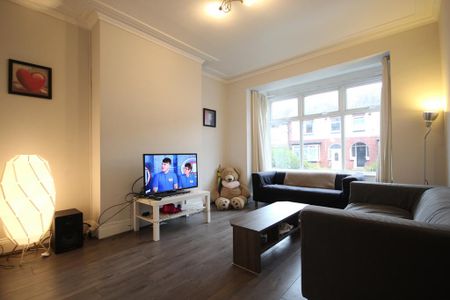5 bedroom terraced house to rent - Photo 2