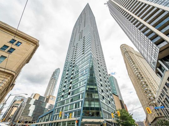 For Lease - 8 The Esplanade N/A Unit# 1604, Toronto, Ontario - Photo 1