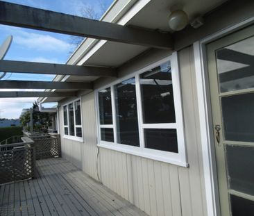 Charming 2-Bedroom Gem in Northcote Point - Photo 6