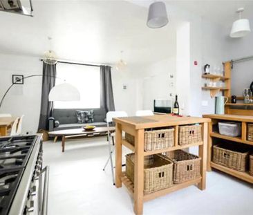 Friars Gate, Guildford, Surrey, GU2 7PQ - Photo 5