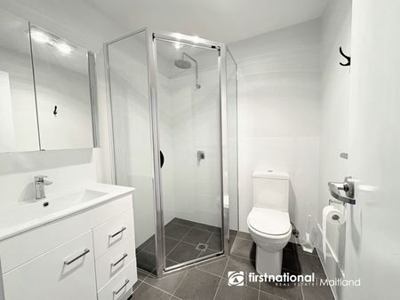 Modern Family Living in Sought-After Ashtonfield - Photo 4