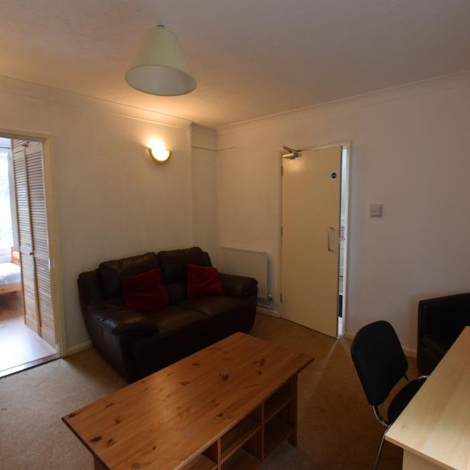 4 bedroom house to rent - Photo 1