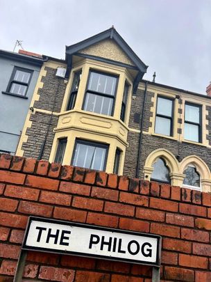 The Philog, Cardiff, Whitchurch - Photo 1