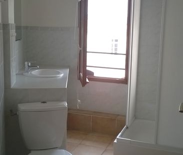 Location Appartement 3 pièces 64m² ANIANE 34150 - Photo 4