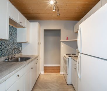** ALL INCLUSIVE ** 2 Bedroom Main Unit in Welland!! - Photo 6