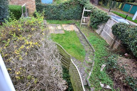2 bedroom maisonette to rent - Photo 5