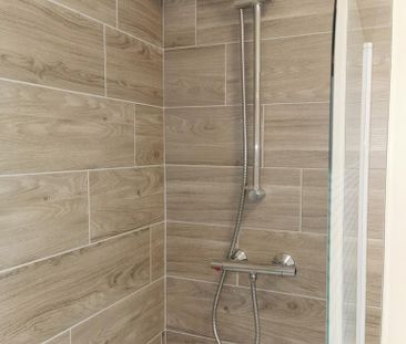 2 bedroom semi-detached house to rent - Photo 4