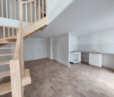 location Appartement T2 DE 63.6m² À BORDEAUX - Photo 3