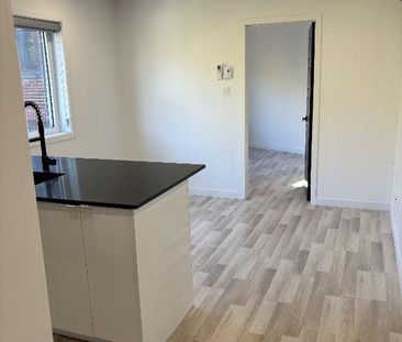 Appartement 1 chambre – 5695 Rue Saint-Jacques – Disponible maintenant - Photo 1