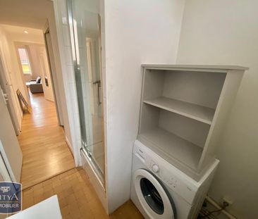 Location Appartement 2 pièces 54m² TOULON 83000 - Photo 6