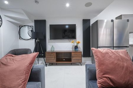 6 bedroom house to rent - Photo 5