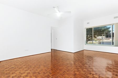 2/589 Old South Head Road, Rose Bay - Photo 2