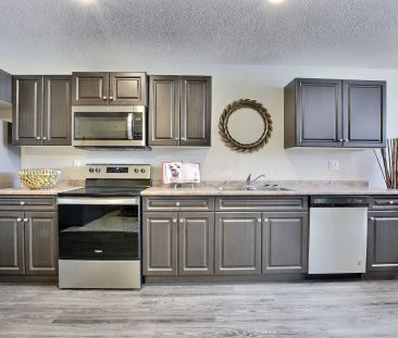 East 1 - Green Bank Road Fourplexes — 3 Bedroom Upper Suite - AF - Photo 2