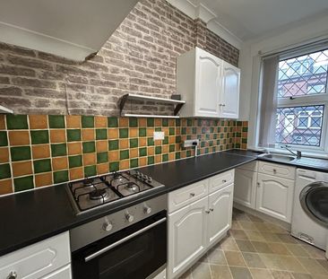 St. Hildas Place, Cross Green, LS9 - Leeds - Photo 2