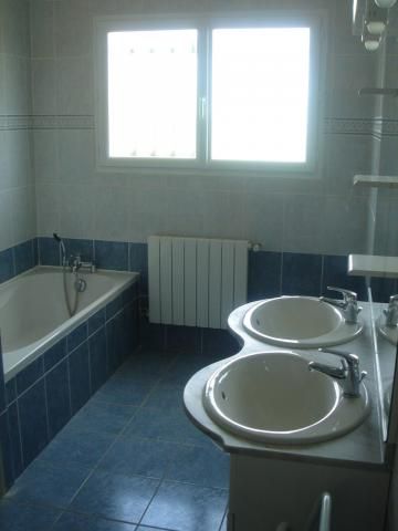 Maison à louer - 4 pièces - 147 m² - Photo 5