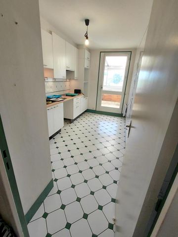 Location Appartement 5 pièces 113m² ANGERS 49100 - Photo 3