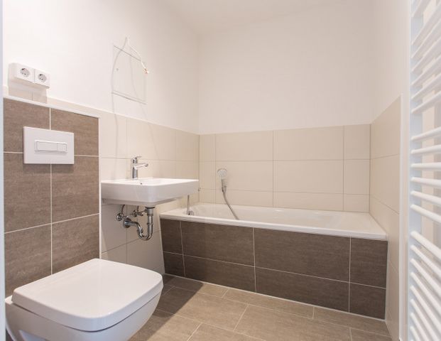 Erstbezug nach Modernisierung mit Aufzug - Foto 1