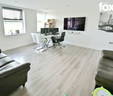 2 bed flat to rent in Victoria House, Princes Road, Ferndown, Dorse... - Photo 2