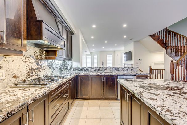 For Lease - 3075 Neyagawa Boulevard, Oakville, Ontario - Photo 1