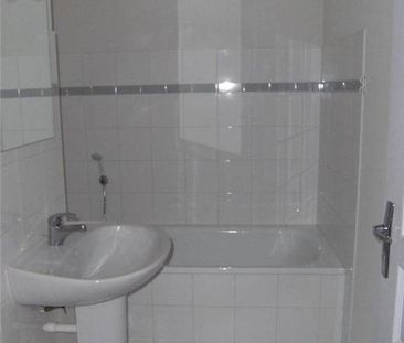 A LOUER APPARTEMENT DE TYPE 3 DUPLEX A DOLE (39100) - Photo 4