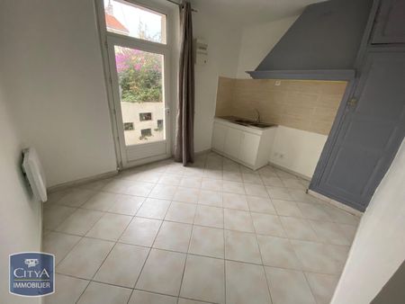 Location Appartement 2 pièces 29m² TOULON 83100 - Photo 3