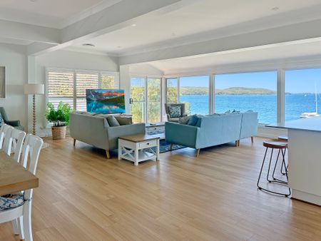 WATERFRONT BLISS - EFFORTLESS LAKESIDE LIVING IN BEAUTIFUL BOLTON POINT - Photo 3